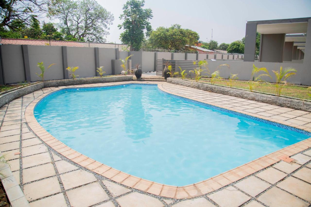 Longhorn Executive Apartments Lusaka Extérieur photo